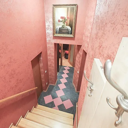 Heart, Split Level, Free Parking And Bag Storage * Riga