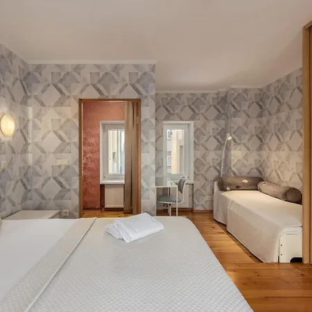 Heart, Split Level, Free Parking And Bag Storage Apartman Riga