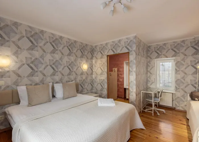 Heart, Split Level, Free Parking And Bag Storage Daire